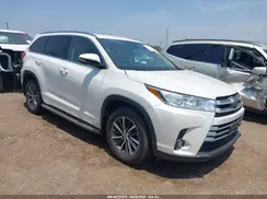 5TDKZRFH6JS283275 2018 TOYOTA HIGHLANDER