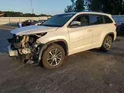 5TDKZRFH6JS541097 2018 TOYOTA HIGHLANDER
