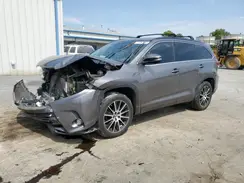 5TDKZRFH6JS543870 2018 TOYOTA HIGHLANDER