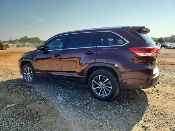 5TDKZRFH6KS294410 2019 TOYOTA HIGHLANDER - Image 2