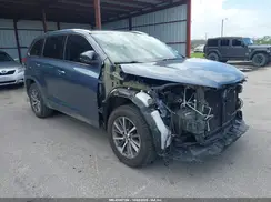 5TDKZRFH6KS322156 2019 TOYOTA HIGHLANDER