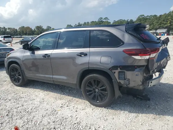 5TDKZRFH6KS322433 2019 TOYOTA HIGHLANDER - Image 2