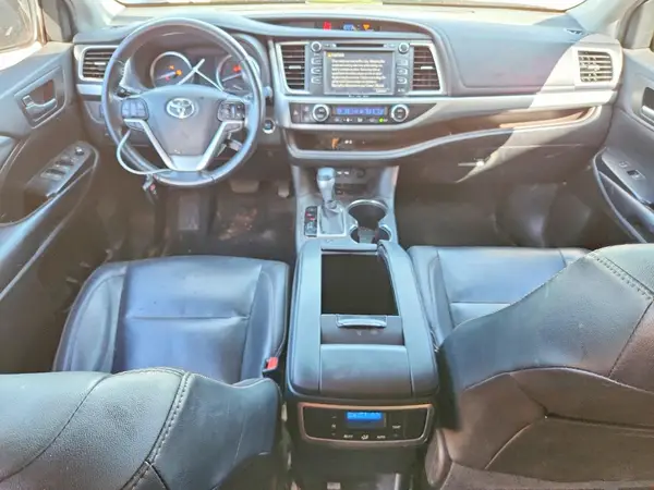 5TDKZRFH6KS348448 2019 TOYOTA HIGHLANDER - Image 8