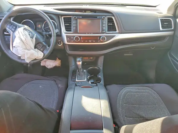 5TDKZRFH6KS350880 2019 TOYOTA HIGHLANDER - Image 8
