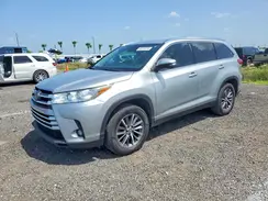 5TDKZRFH6KS352564 2019 TOYOTA HIGHLANDER