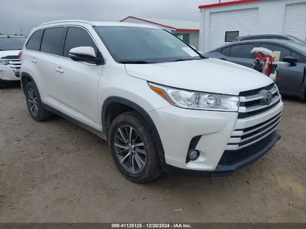 5TDKZRFH6KS361734 2019 TOYOTA HIGHLANDER - Image 1