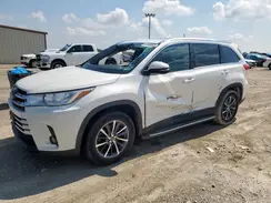 5TDKZRFH6KS563795 2019 TOYOTA HIGHLANDER