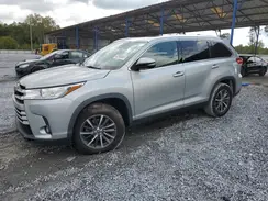 5TDKZRFH6KS564560 2019 TOYOTA HIGHLANDER