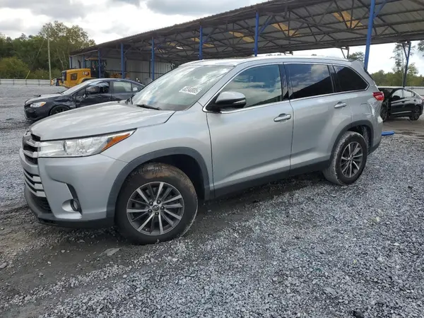 5TDKZRFH6KS564560 2019 TOYOTA HIGHLANDER - Image 1