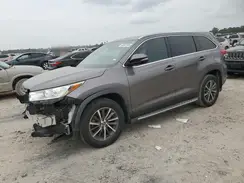 5TDKZRFH6KS566700 2019 TOYOTA HIGHLANDER