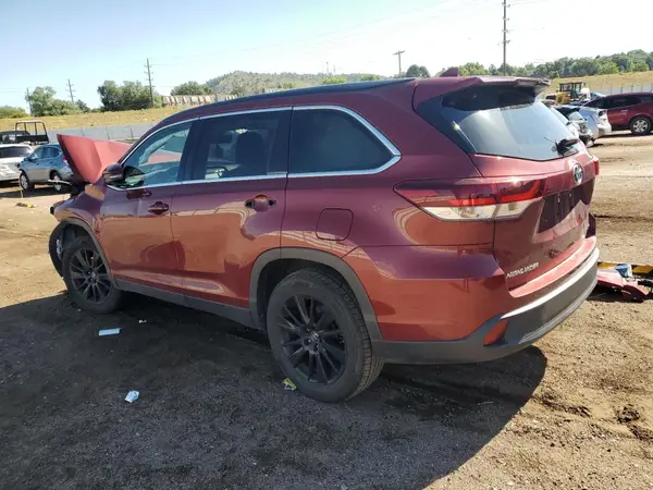 5TDKZRFH6KS570083 2019 TOYOTA HIGHLANDER - Image 2