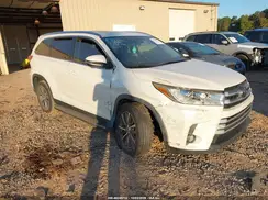 5TDKZRFH6KS572920 2019 TOYOTA HIGHLANDER