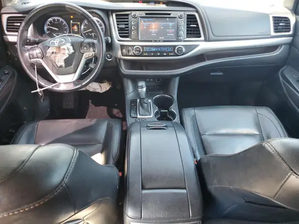5TDKZRFH7HS194728 2017 TOYOTA HIGHLANDER - Image 8