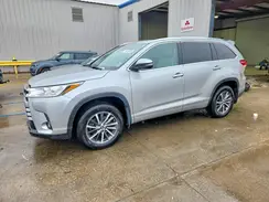 5TDKZRFH7HS216792 2017 TOYOTA HIGHLANDER