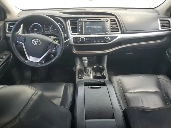 5TDKZRFH7HS510452 2017 TOYOTA HIGHLANDER - Image 8