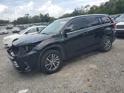 5TDKZRFH7HS523380 2017 TOYOTA HIGHLANDER