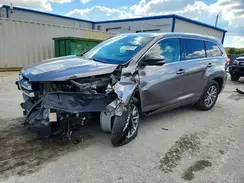 5TDKZRFH7JS271040 2018 TOYOTA HIGHLANDER