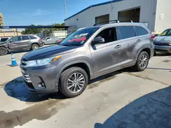 5TDKZRFH7JS530870 2018 TOYOTA HIGHLANDER
