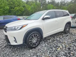 5TDKZRFH7JS532618 2018 TOYOTA HIGHLANDER