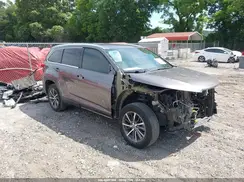 5TDKZRFH7JS546860 2018 TOYOTA HIGHLANDER
