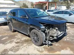 5TDKZRFH7KS323252 2019 TOYOTA HIGHLANDER