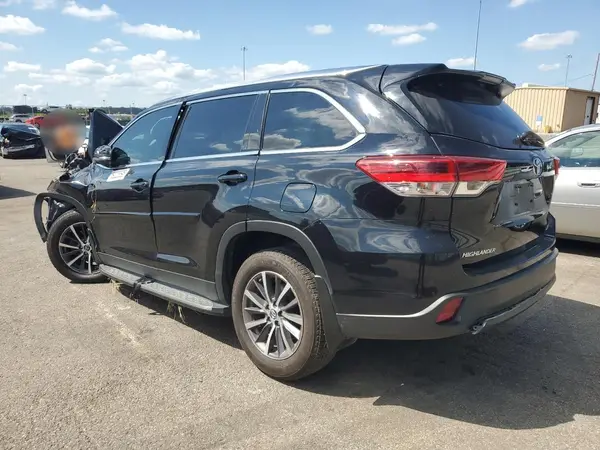5TDKZRFH7KS338852 2019 TOYOTA HIGHLANDER - Image 2