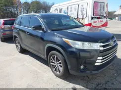 5TDKZRFH7KS553860 2019 TOYOTA HIGHLANDER