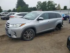 5TDKZRFH7KS557763 2019 TOYOTA HIGHLANDER