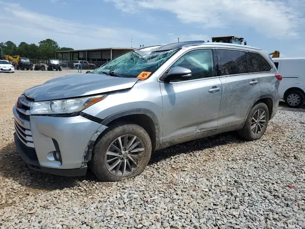 5TDKZRFH7KS559853 2019 TOYOTA HIGHLANDER - Image 1