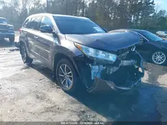 5TDKZRFH7KS560162 2019 TOYOTA HIGHLANDER
