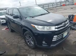 5TDKZRFH7KS560257 2019 TOYOTA HIGHLANDER
