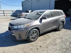 5TDKZRFH7KS560789 2019 TOYOTA HIGHLANDER