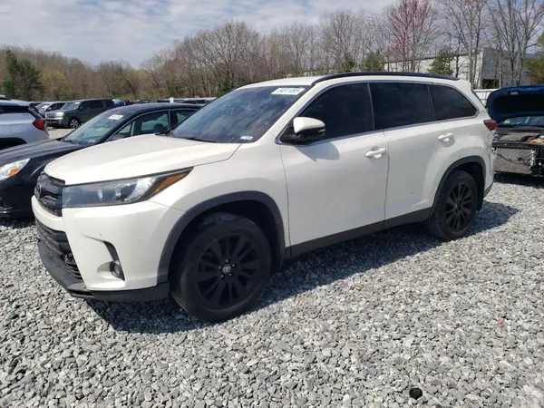 5TDKZRFH7KS575003 2019 TOYOTA HIGHLANDER - Image 1