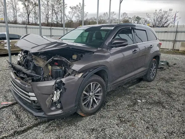 5TDKZRFH8HS225971 2017 TOYOTA HIGHLANDER - Image 1