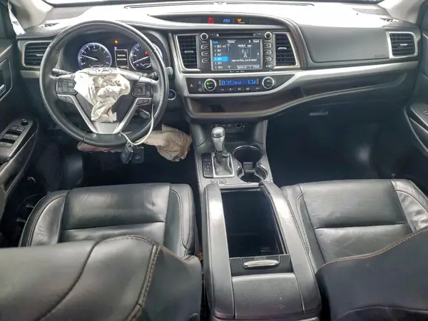 5TDKZRFH8HS225971 2017 TOYOTA HIGHLANDER - Image 8