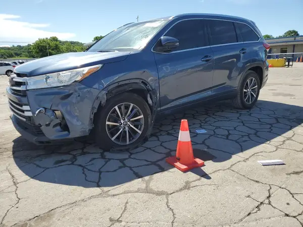 5TDKZRFH8HS516633 2017 TOYOTA HIGHLANDER - Image 1