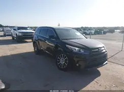 5TDKZRFH8HS518902 2017 TOYOTA HIGHLANDER