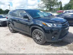 5TDKZRFH8HS522576 2017 TOYOTA HIGHLANDER