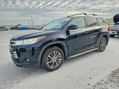 5TDKZRFH8HS522724 2017 TOYOTA HIGHLANDER