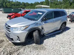 5TDKZRFH8JS532160 2018 TOYOTA HIGHLANDER