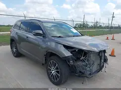 5TDKZRFH8JS532501 2018 TOYOTA HIGHLANDER