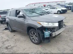 5TDKZRFH8JS548875 2018 TOYOTA HIGHLANDER
