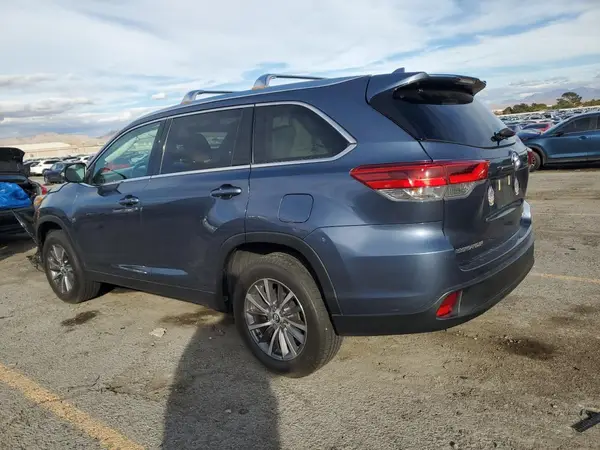 5TDKZRFH8KS312017 2019 TOYOTA HIGHLANDER - Image 2