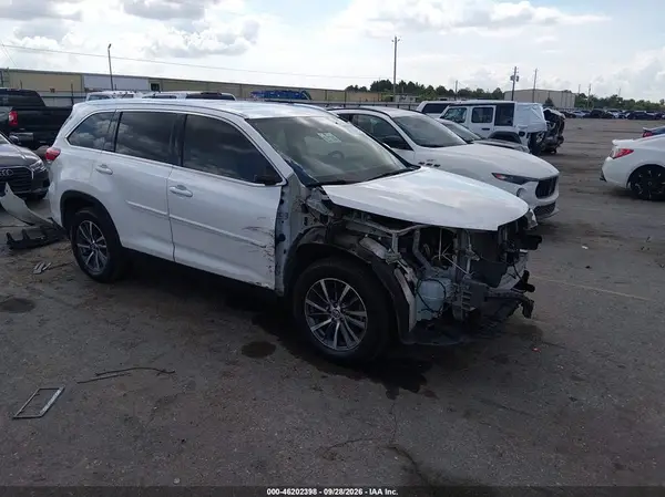 5TDKZRFH8KS320893 2019 TOYOTA HIGHLANDER - Image 1