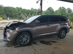 5TDKZRFH8KS334065 2019 TOYOTA HIGHLANDER