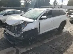 5TDKZRFH8KS340626 2019 TOYOTA HIGHLANDER