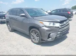 5TDKZRFH8KS553043 2019 TOYOTA HIGHLANDER