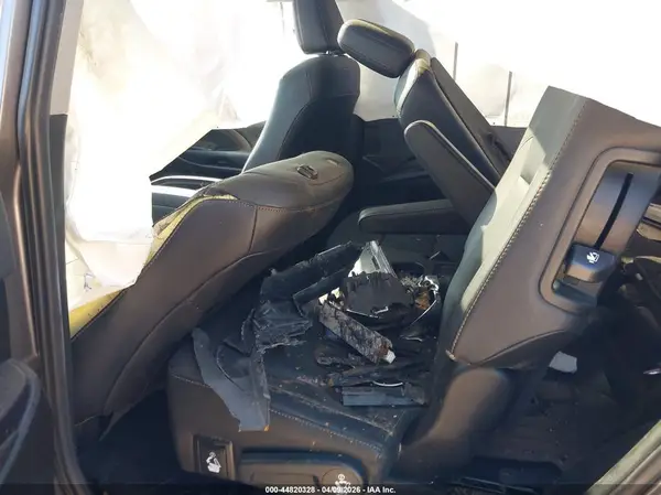 5TDKZRFH8KS561773 2019 TOYOTA HIGHLANDER - Image 8