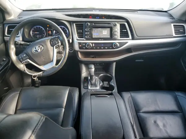 5TDKZRFH8KS567203 2019 TOYOTA HIGHLANDER - Image 8