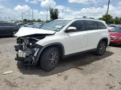 5TDKZRFH8KS569923 2019 TOYOTA HIGHLANDER